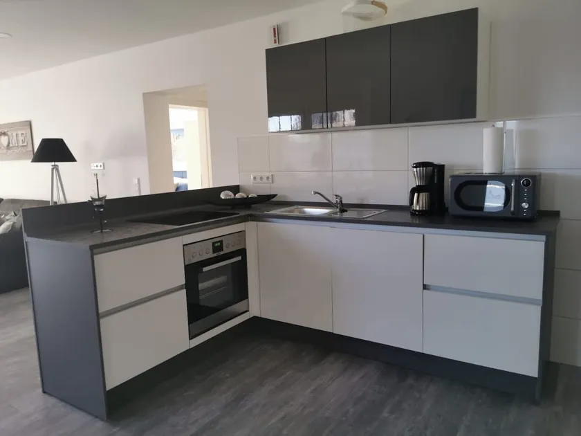 Apartment with private entrance in RE -Nord - Image 1