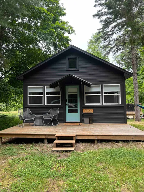 Cozy Cabin in the Woods - Image 1