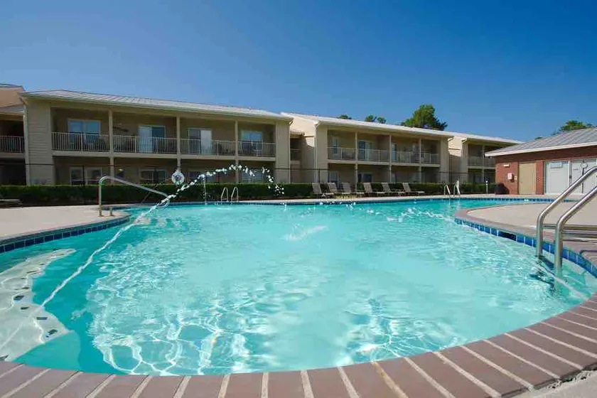 204 Gulf Shores Beach Life | Pool, Trails & Coffee - Image 1