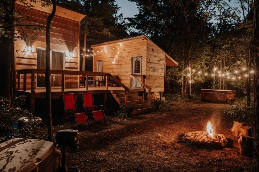 The Green Acres Cabin - Image 1