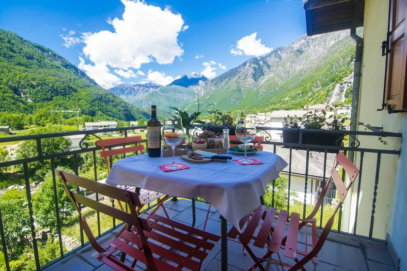 Ca' Nei Ronchi Bregaglia - Image 1