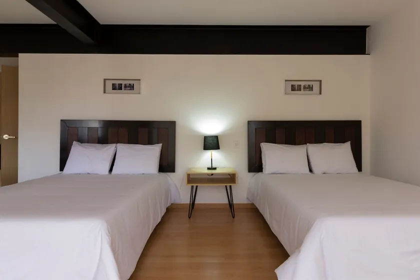 Beautiful double suite with balcony - Image 1