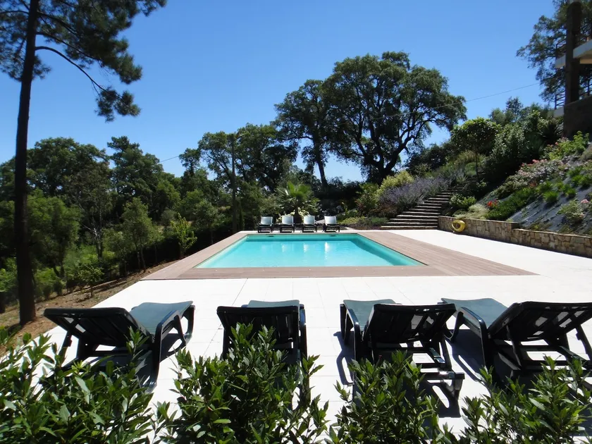 Large stone villa with pool - Image 1