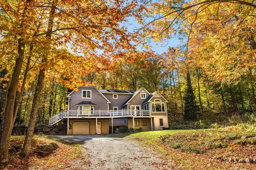 *** Brand New Location *** Right Off Killington Access Road - Image 1