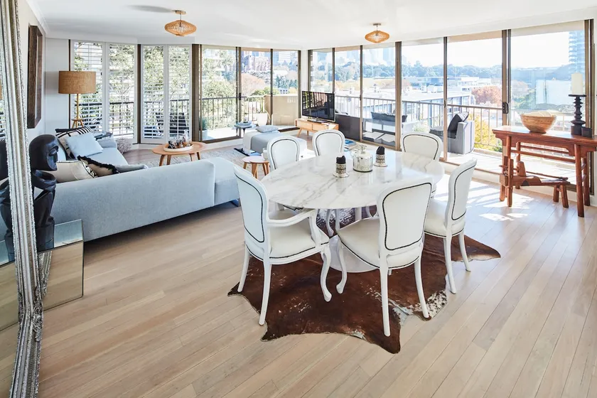 Renovated Designer Apt, white washed floors - Image 1