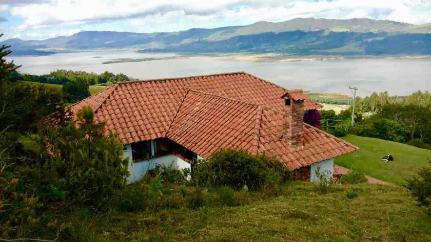 Cottage - Beautiful View to Tomine - Image 1