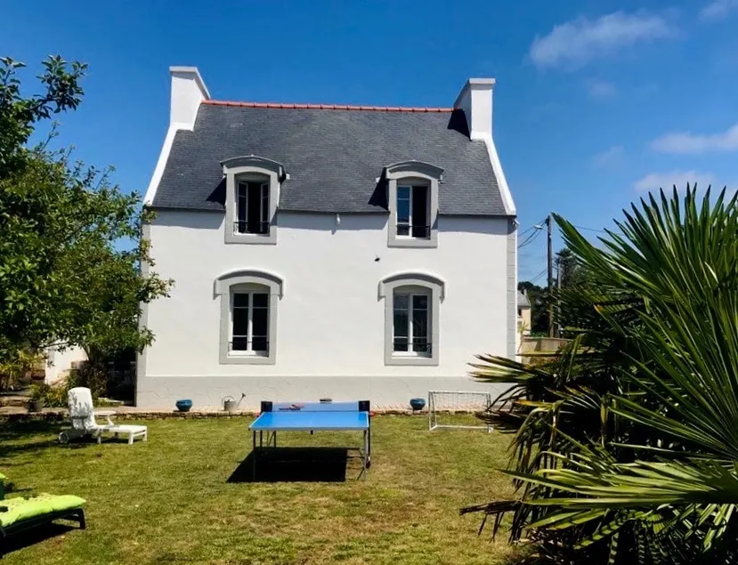Charming traditional 1930s house - Image 1