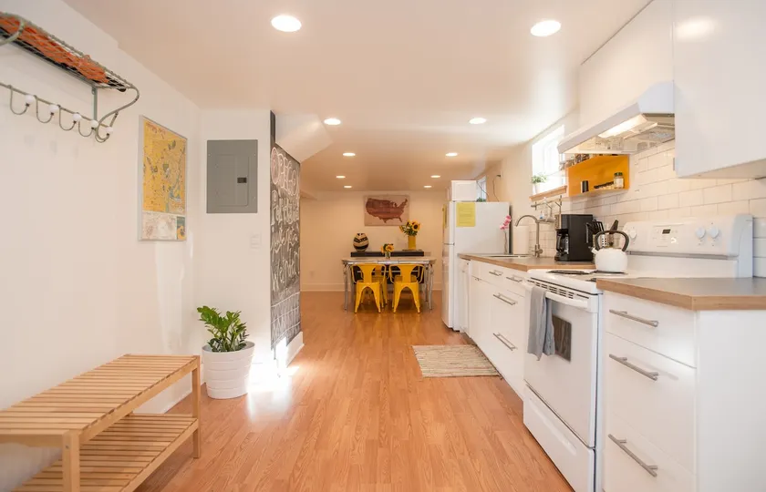 Bright Modern ADU • FastWiFi • Walk to Mississippi - Image 1