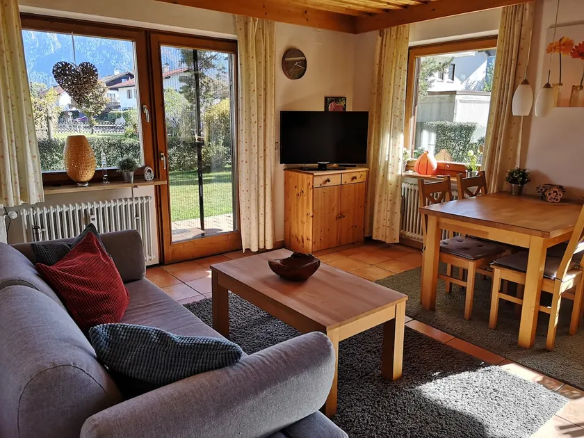 Apartment ”Selig” with patio and mountain view - Image 1