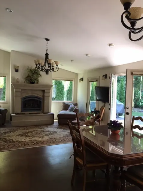 Best of Seattle and Bellevue, 4 Bedroom Estate - Image 1
