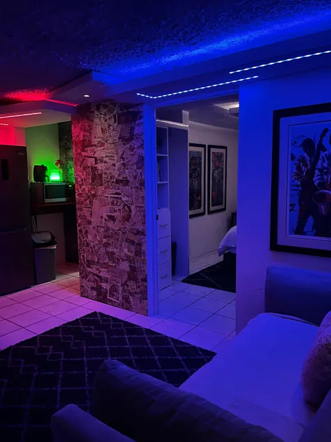 Beautiful and private apartment - Image 1
