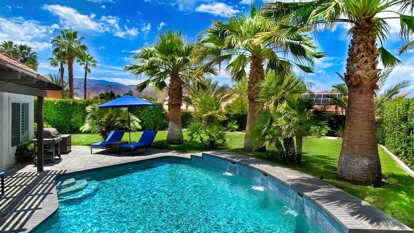 LARGE, PRIVATE Yard & Heated Pool • Peloton Bike - Image 1