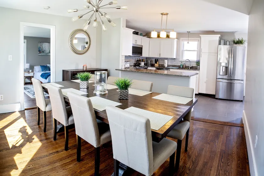 ! Rare 10 Guests/FamilyVacation+BeachHouse!Newport - Image 1