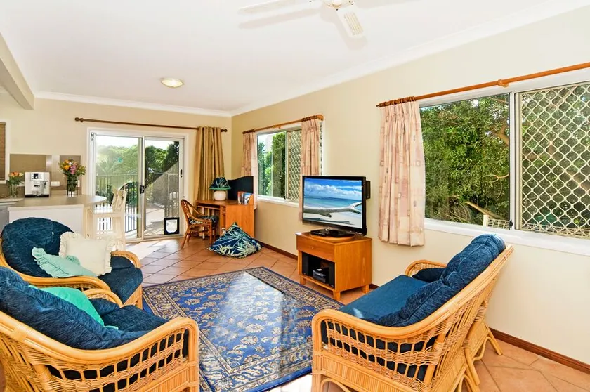 Pet-friendly Coolangatta Beachhouse (non- smoking) - Image 1