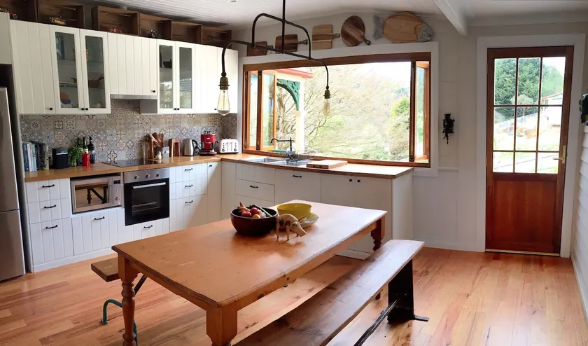 Explore Derby from Gorgeous Home with Outdoor Bath - Image 1