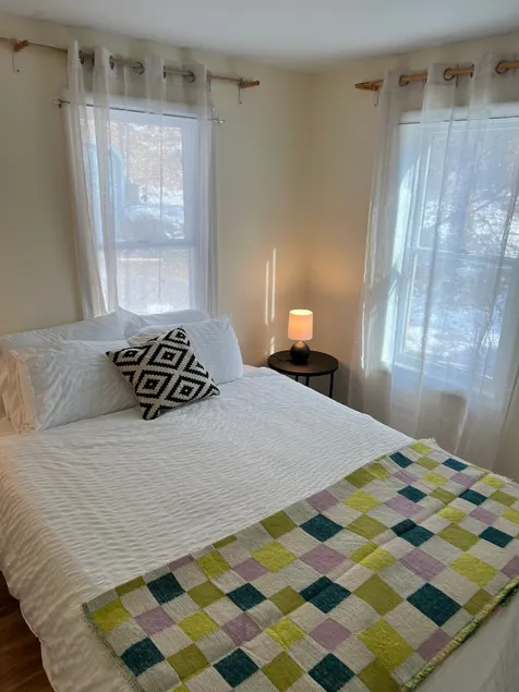 walking distance to town and waterfront - Image 1