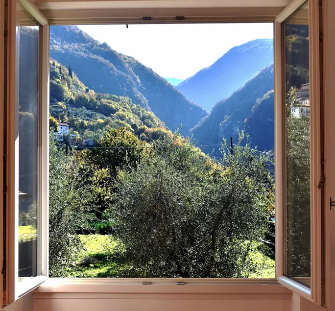 ”Tramonto” Apartment - Farmhouse on Lake Como - Image 1