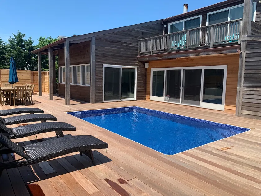Large Renovated Beach House with Pool - Image 1