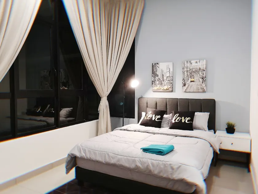 Cozy 2BR Stay｜5min IOI Mall｜Netflix｜4 pax - Image 1