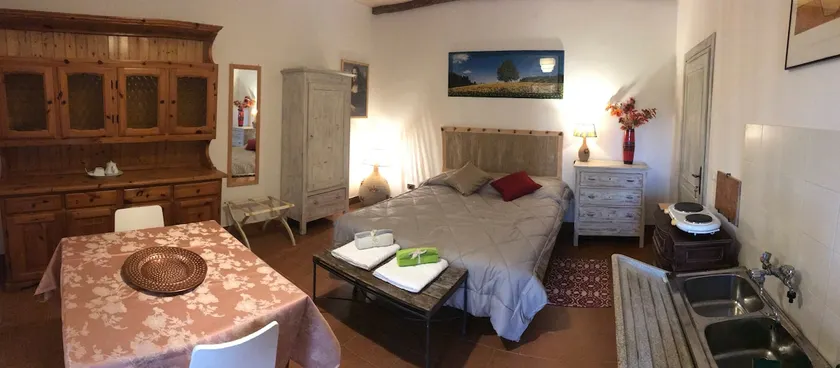The Comfortable Sunflower Independent Studio - Image 1