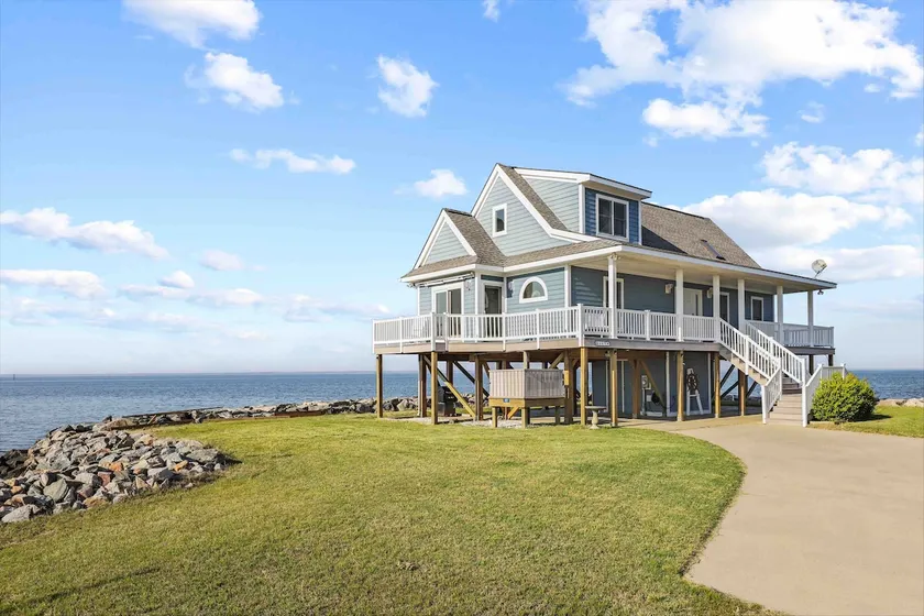 Enchanting Edge of the World Cottage - Image 1