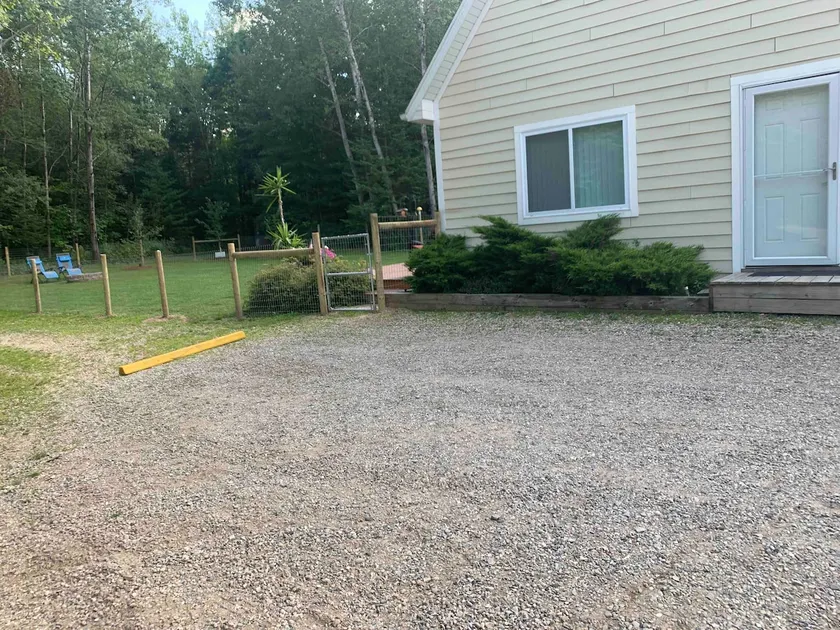 Moms Guest House - Image 1