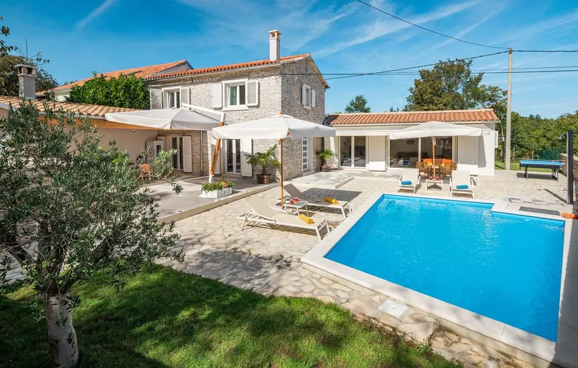 “La Nostra Casa“ holiday home in Karnevali - Image 1