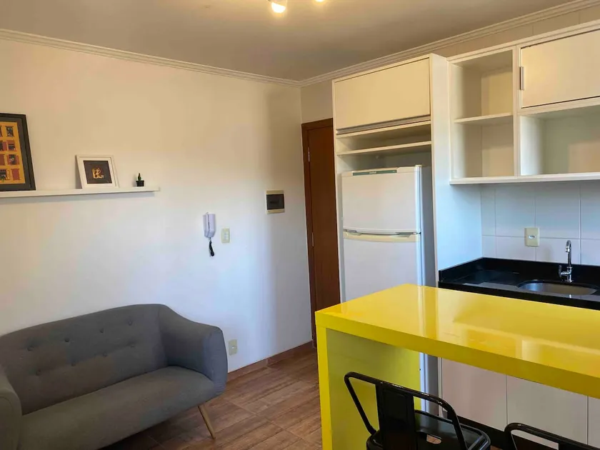 Minimalist Studio Central Region. - Image 1