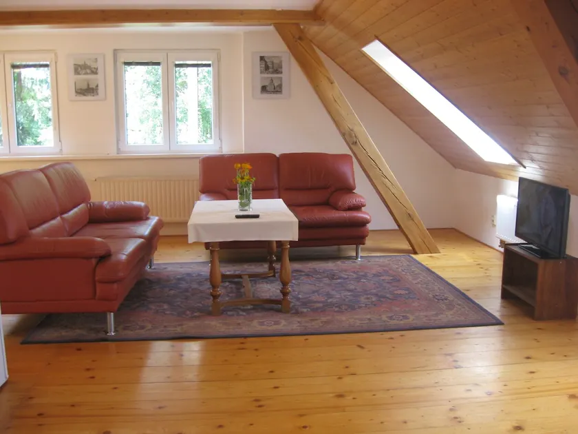 Private house, fully equipped, safe parking - Image 1
