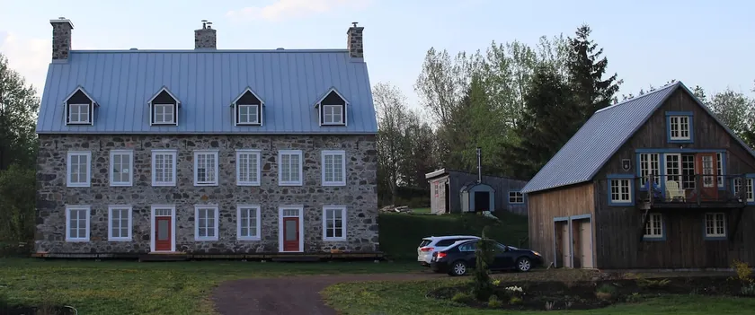 Rustic loft in St-Roch des Aulnaies - Image 1