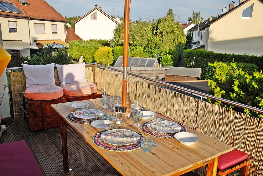 Sunny 4 room apartment near the lake with south-facing roof terrace - Image 1