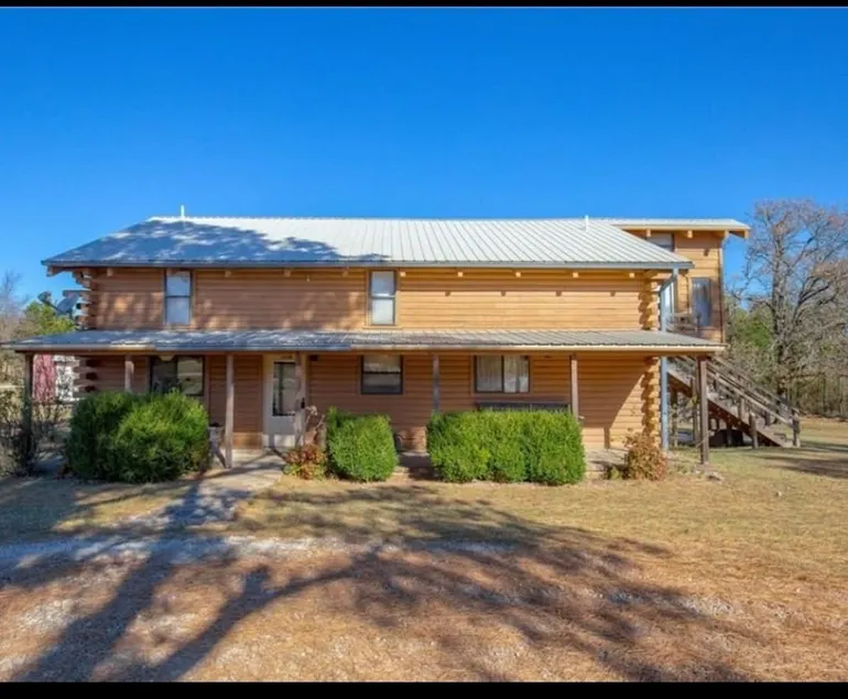 Primrose Family Lodge - Image 1