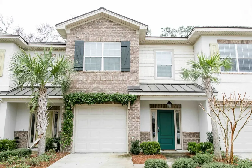 Stay central, Enjoy Golf Views, Perfect 4 Families - Image 1