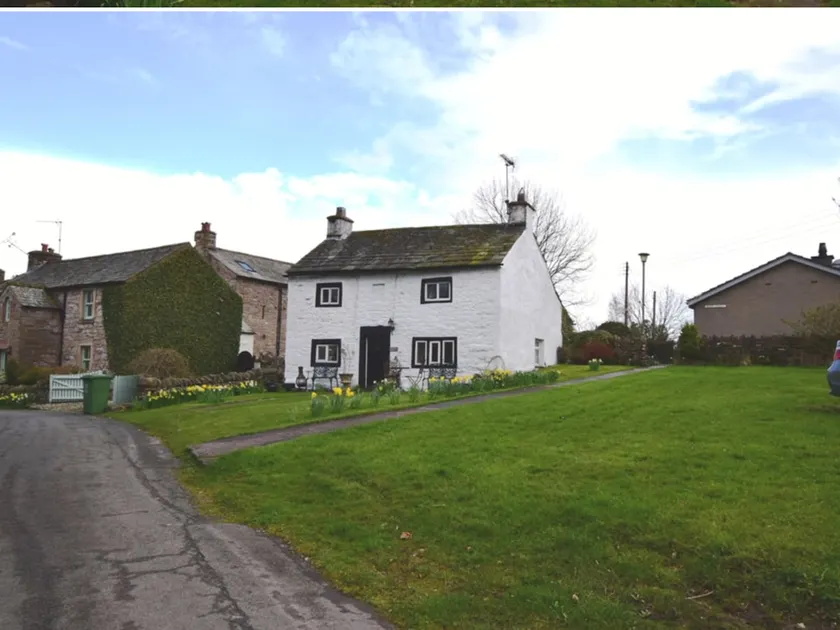 White Cottage Askham - Image 1