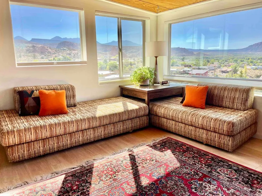 Aerie Loft - Panoramic View Studio (Fully Private) - Image 1