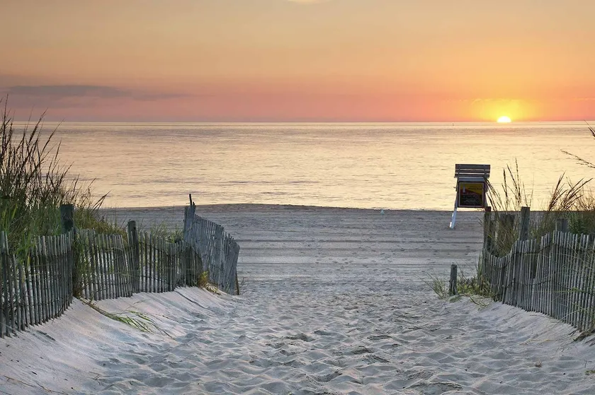 Slip Off Your Sandals and Relax in Bethany Beach - Image 1