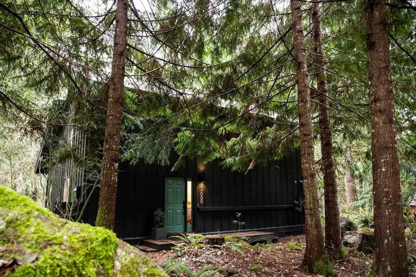 Hood Hideaway - Modern Mt Hood home - Image 1