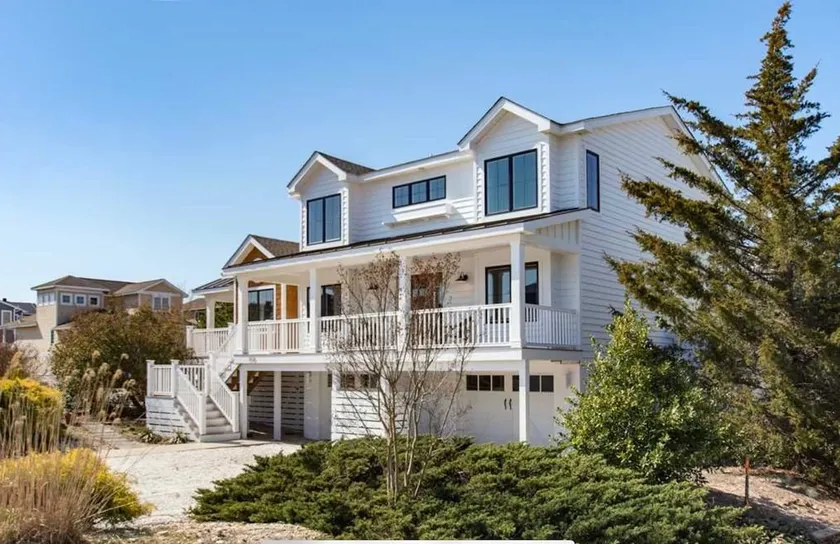 Cape Shores Luxury - Brand NEW 2024 Pool, Beach, Private Fishing Pier, Park! - Image 1