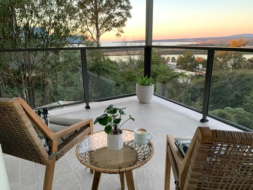 Rosie's Seaview-Lake to ocean view - Image 1