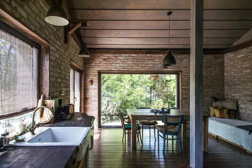 Stunning cottage 40kms from Budapest - Image 1