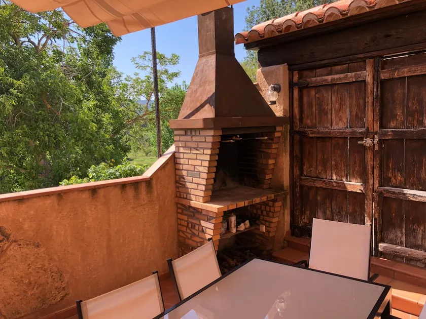 Casa del Arco, Casas Altas, Rincón de Ademuz. - Image 1