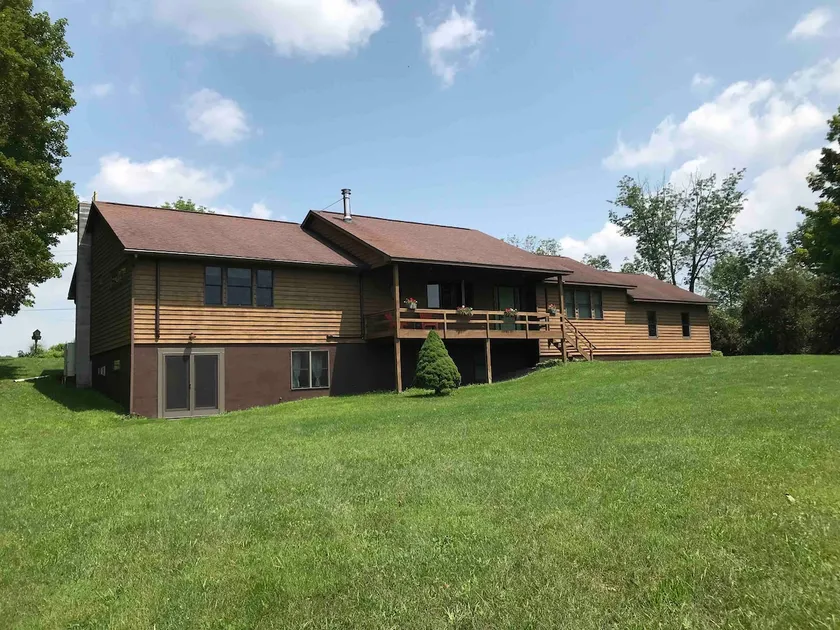 Country retreat near Otsego Lake and Cooperstown - Image 1