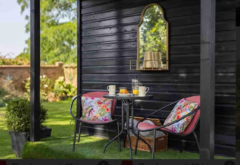Stunning Summerhouse@Pershore Manor - Image 1