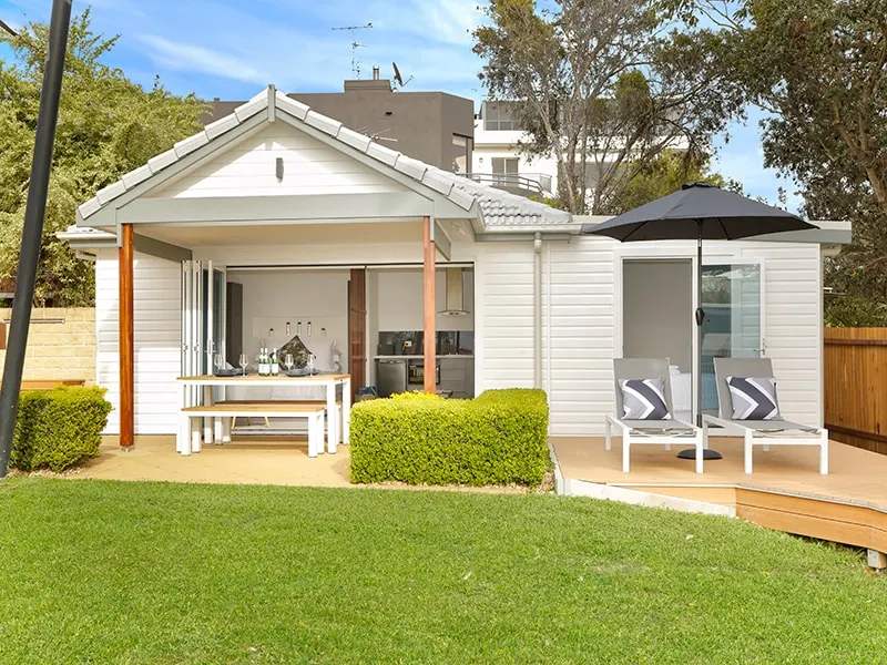 The Beach House North Wollongong - Image 1