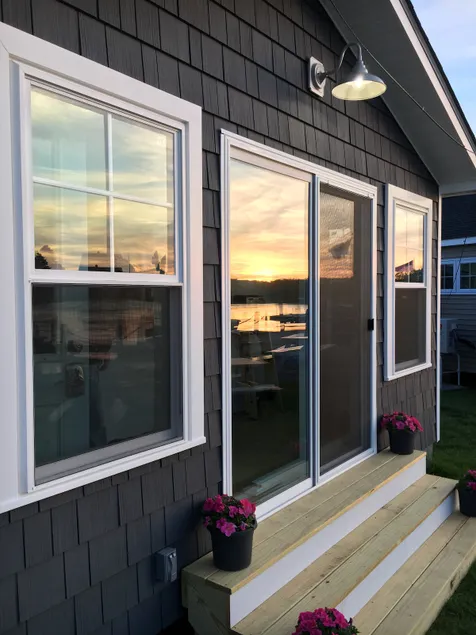 Beautiful Blue Chair Bungalow, East Matunuck - Image 1