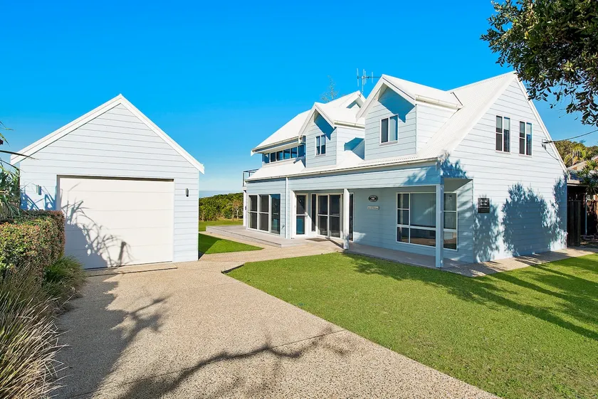 Middle Rock Beach House - absolute Ozeanfront - Image 1