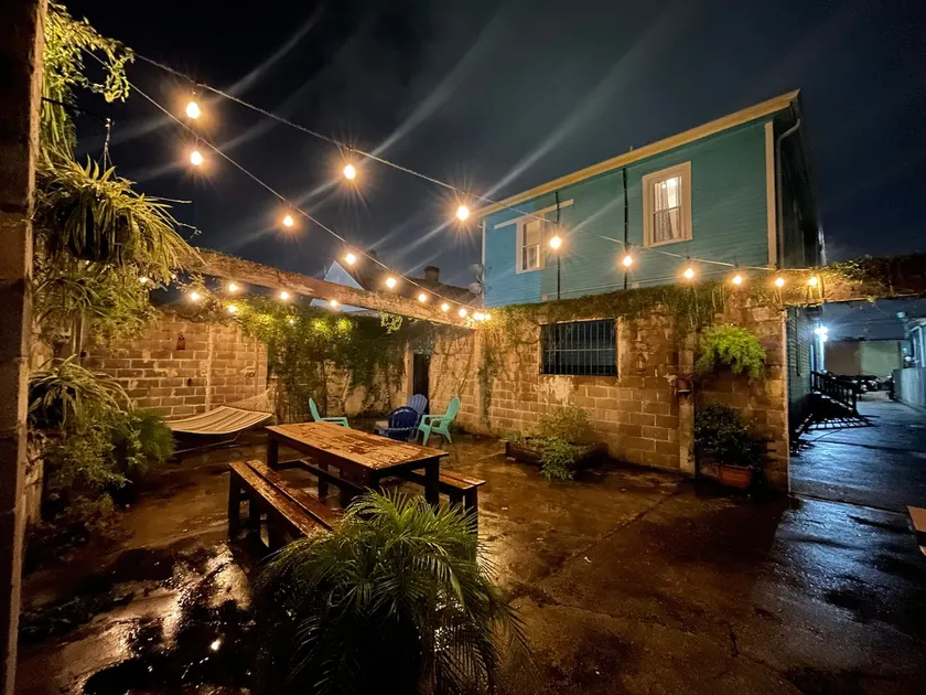 3BR Shotgun | Gated Parking | 5 Min French Quarter - Image 1