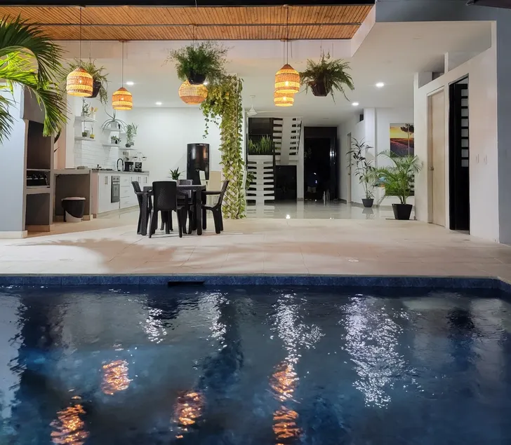 Top Home, Private Pool & Unbeatable Location - Image 1