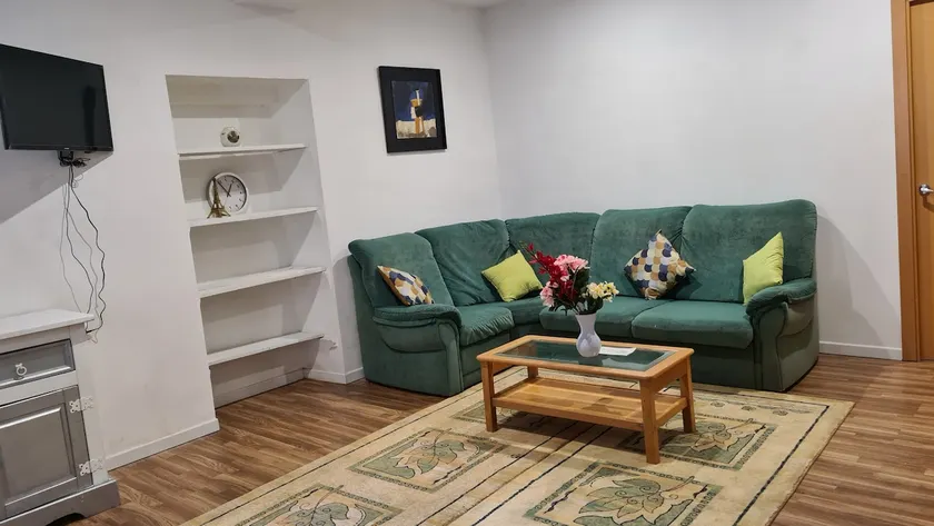 Entire apartment rented. - Image 1