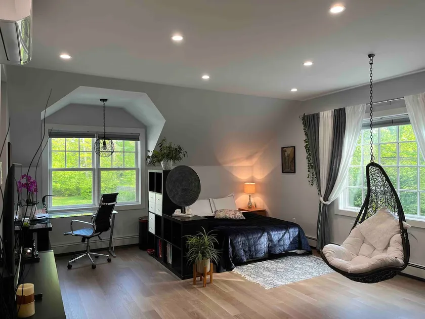 Retreat in North Stamford - Image 1